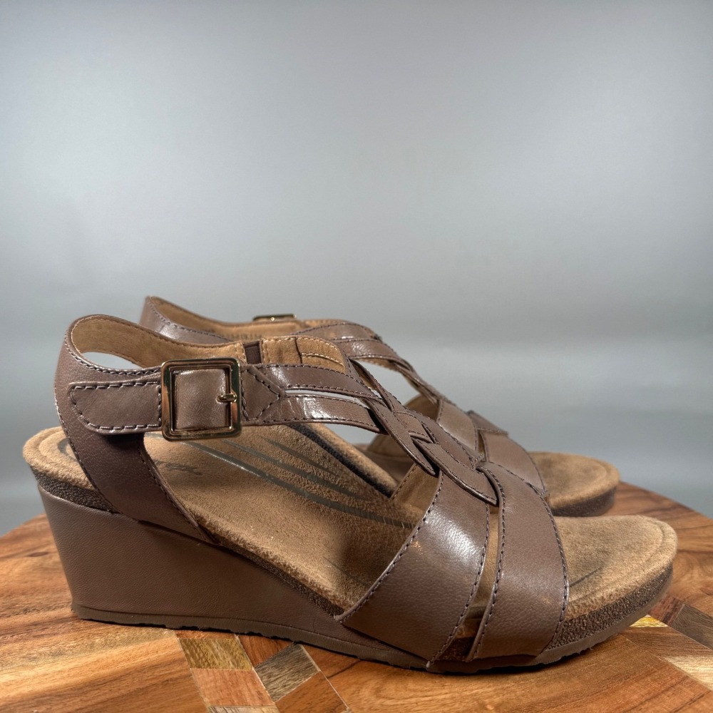 Aetrex Kiera Womens Brown Leather Wedge Sandals Size 7.5-8 EUR 38